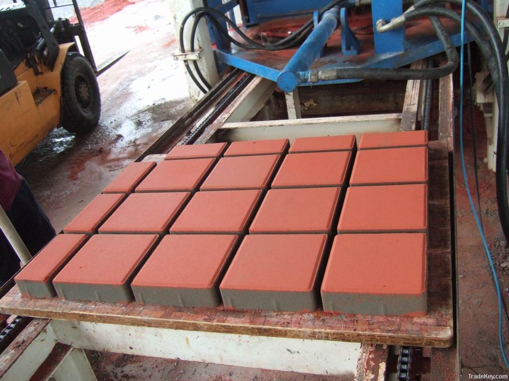 Color brick machine