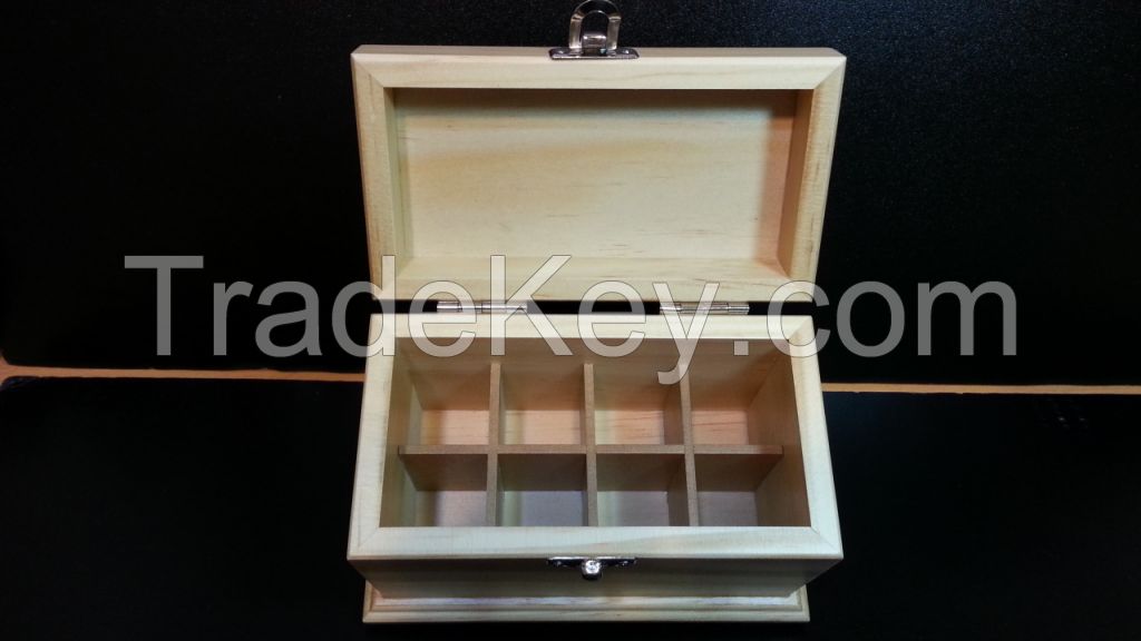 Wooden Essential Oil Box (Holds 8 of 10 ml essential oil bottles)