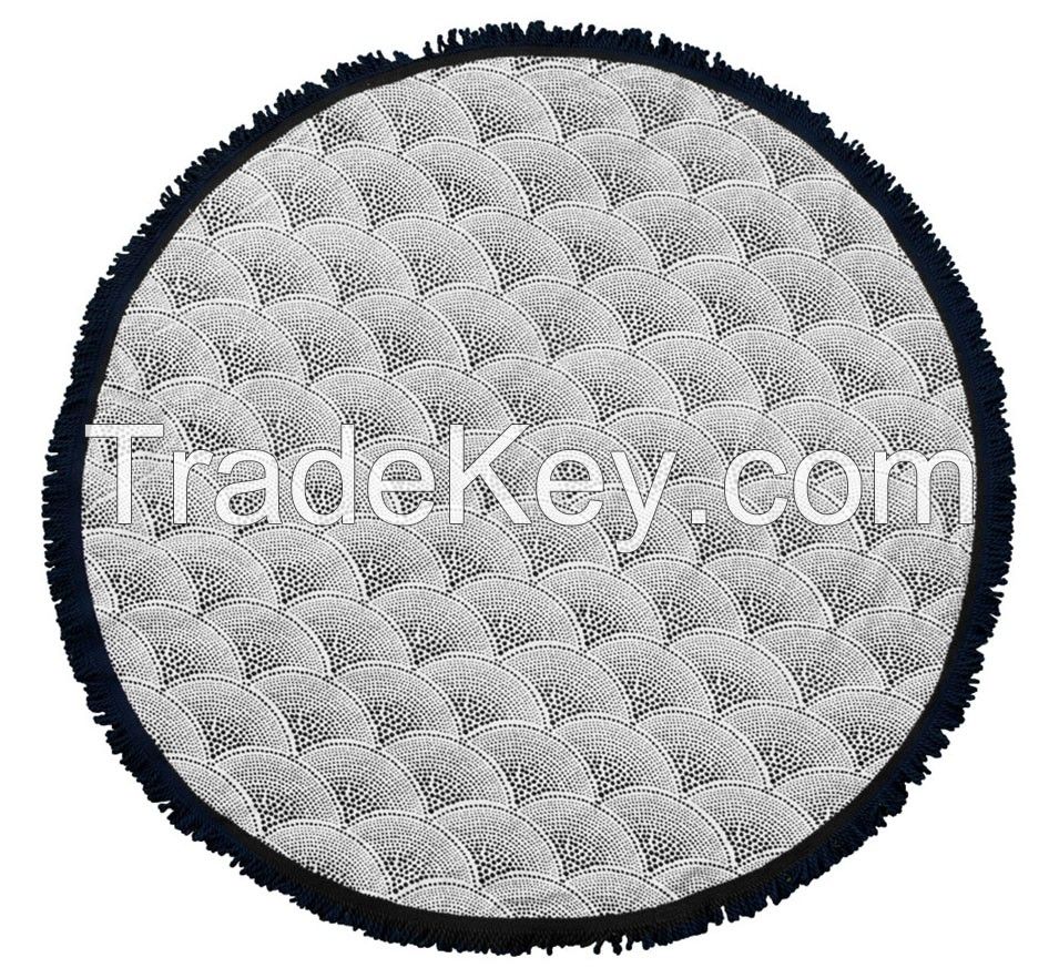 Round beach towel with tassel