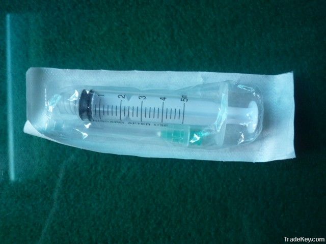 disposable syringe