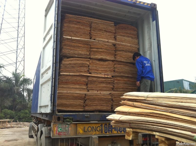 Short Core Veneer Plywood From Vietnam