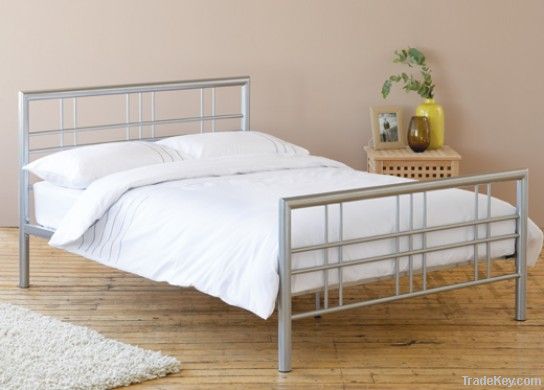 Deluxe Queen Size Bed