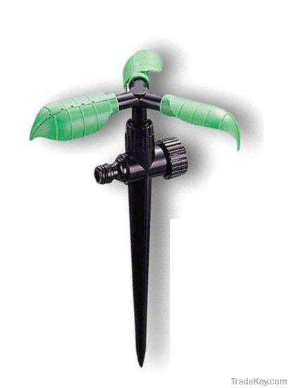 3-Arm Plastic Sprinkler