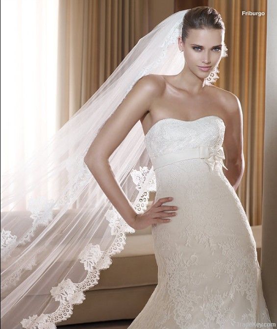 Lace bridal dress F015