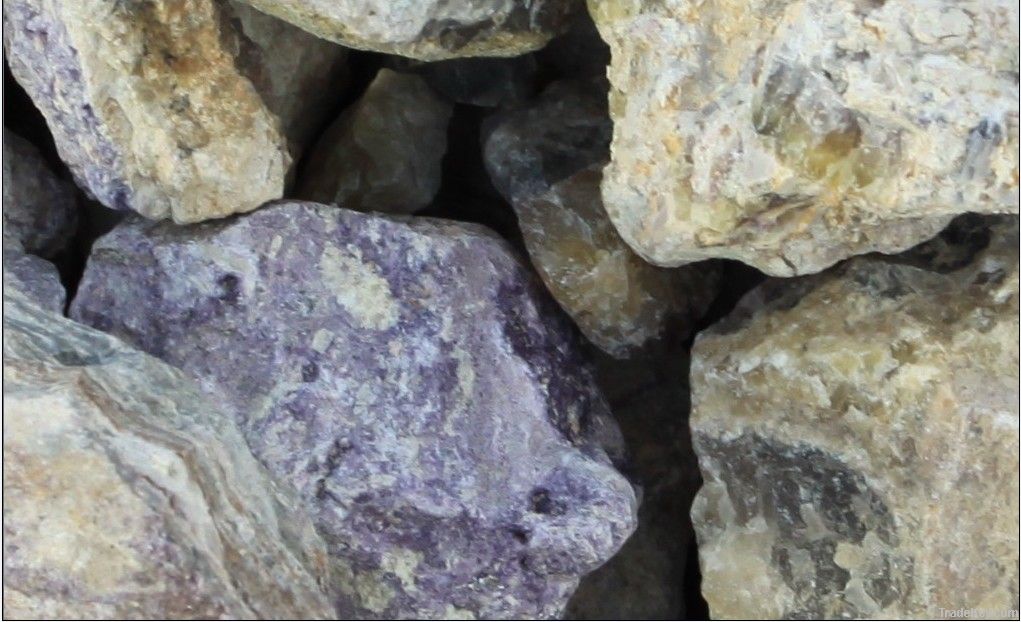 Fluorspar lumps ore, 85% up