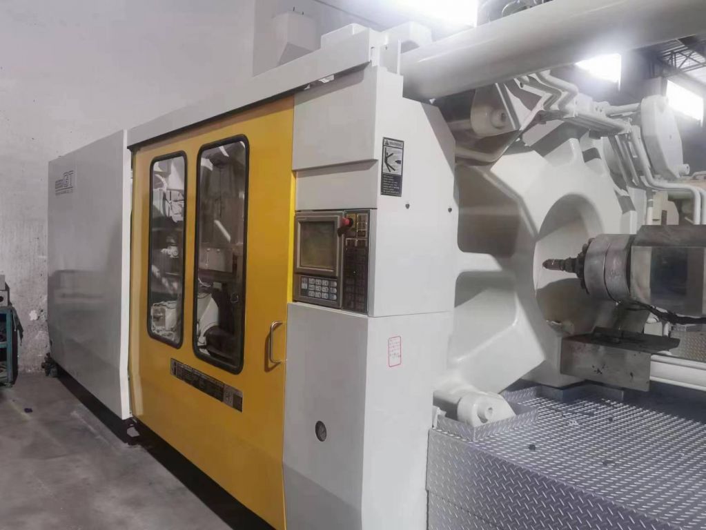 Toshiba IS850GT (servo  Motor) used injection molding machine