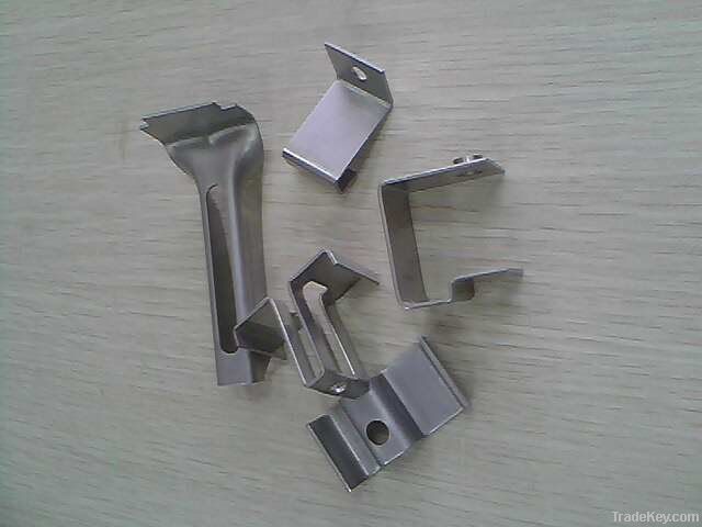 Grating clips