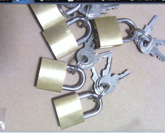 20mm brass padlock