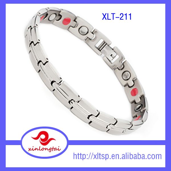 XLT-73   Wholesale pure titanium health therapy ion energy bracelet
