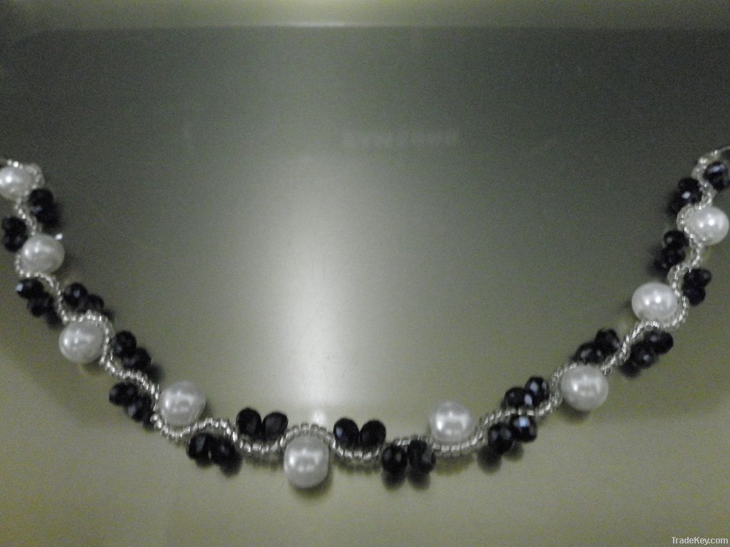 Crystal Pearl Necklace