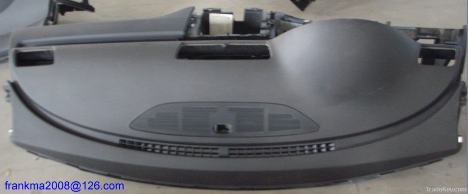 VW Passat B6 dashboard