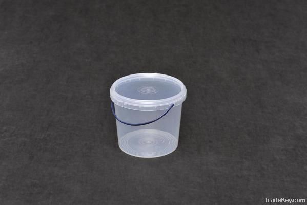 Plastic food bucket 0, 8