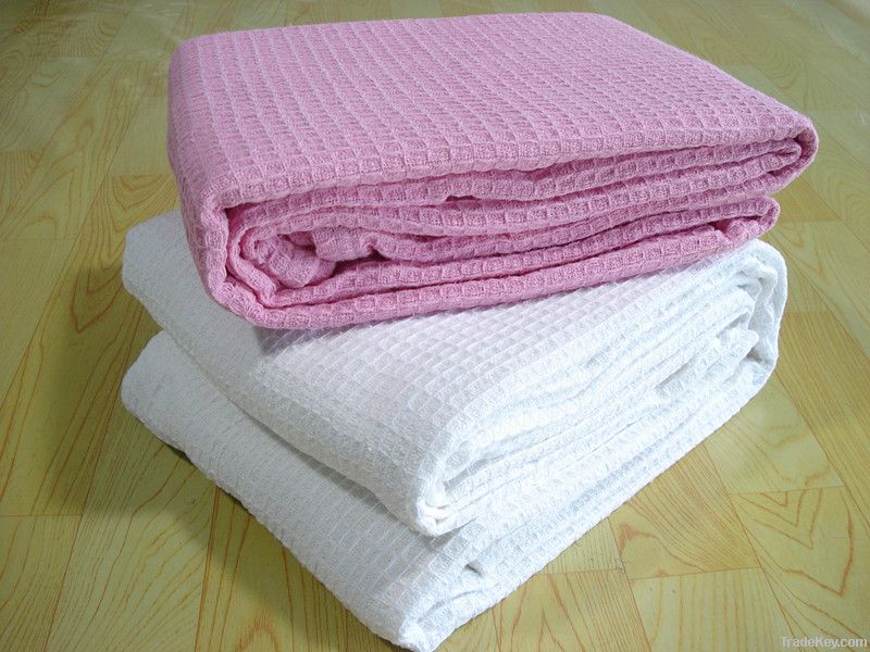 cellular blanket in waffle design made of 100% cotton