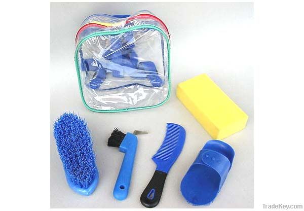 Horse grooming kits