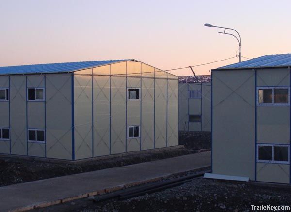 sandwich panel house