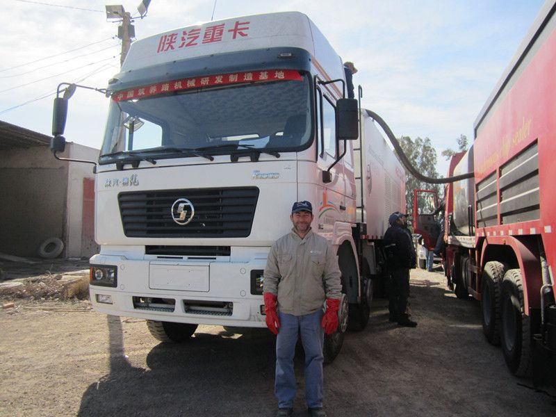 Micro-surfacing paver  working in Argentina