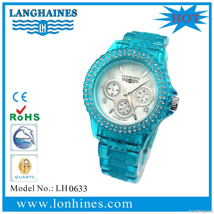 fashion plastic watch with diamond