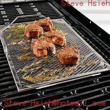 Barbecue grill mesh