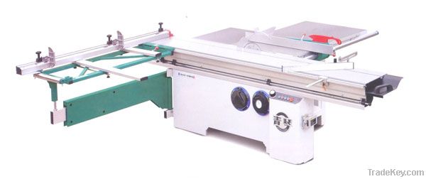 Sliding table saw