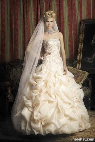 wedding dress