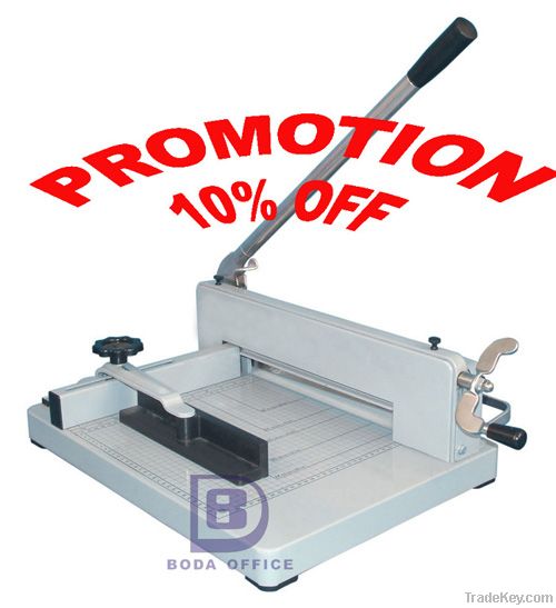 Guillotine paper cutting machine