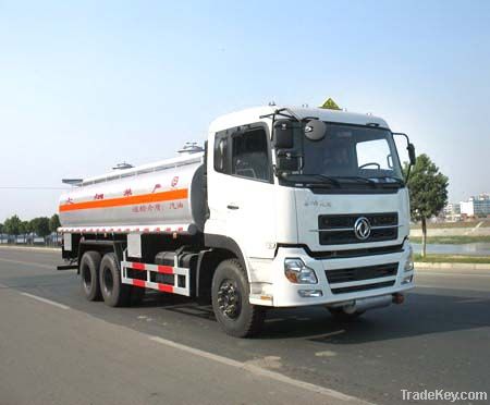 SINOTRUK HOWO 6X4 OIL TRUCK