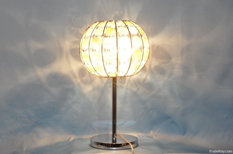 TABLE LAMP 019