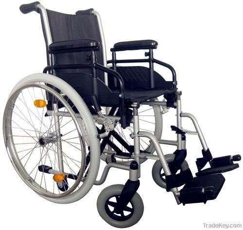 Adjustable armrest wheelchair