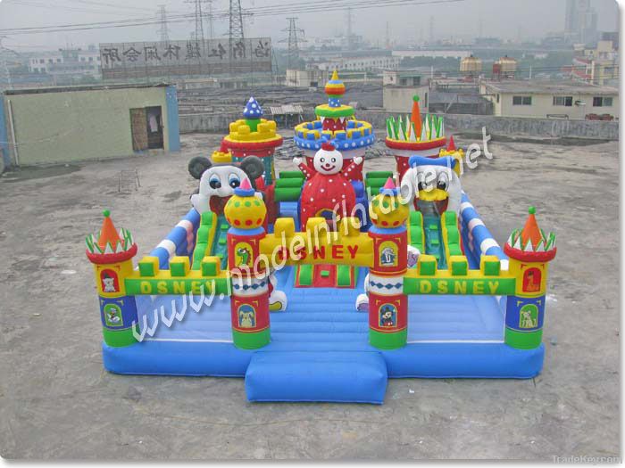 Inflatable castle