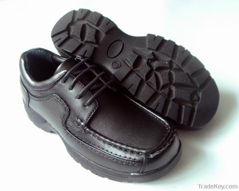 SCHOOL SHOE