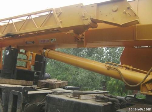 TADANO TG500E Crane Nissan Carrier 50TON