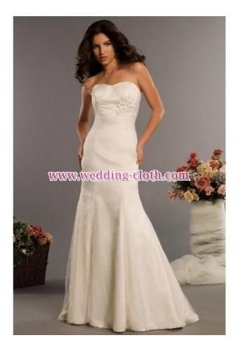 Charming Mermaid Strapless Taffeta Chapel Train Wedding Dress