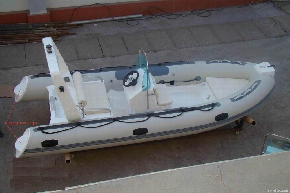 Inflatable rib boat