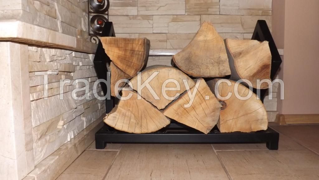 Log holders made of steel