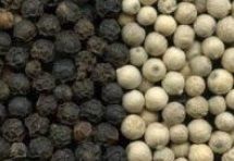 White And Black Pepper (Spices)