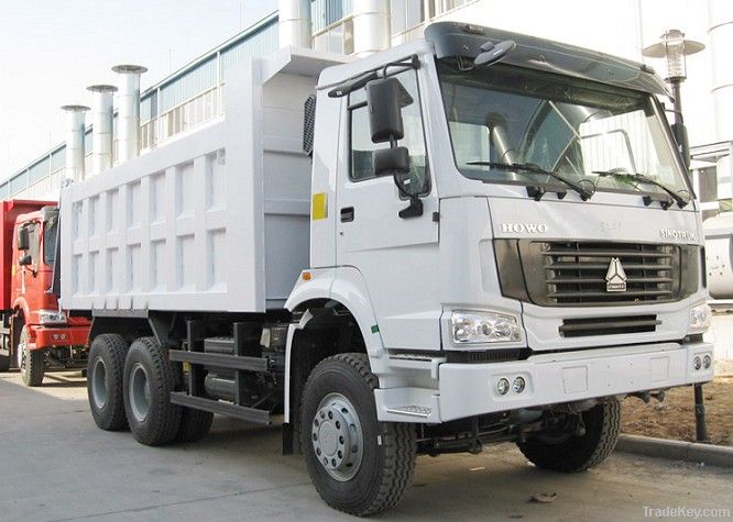 SINOTRUK HOWO DUMPER TRUCK