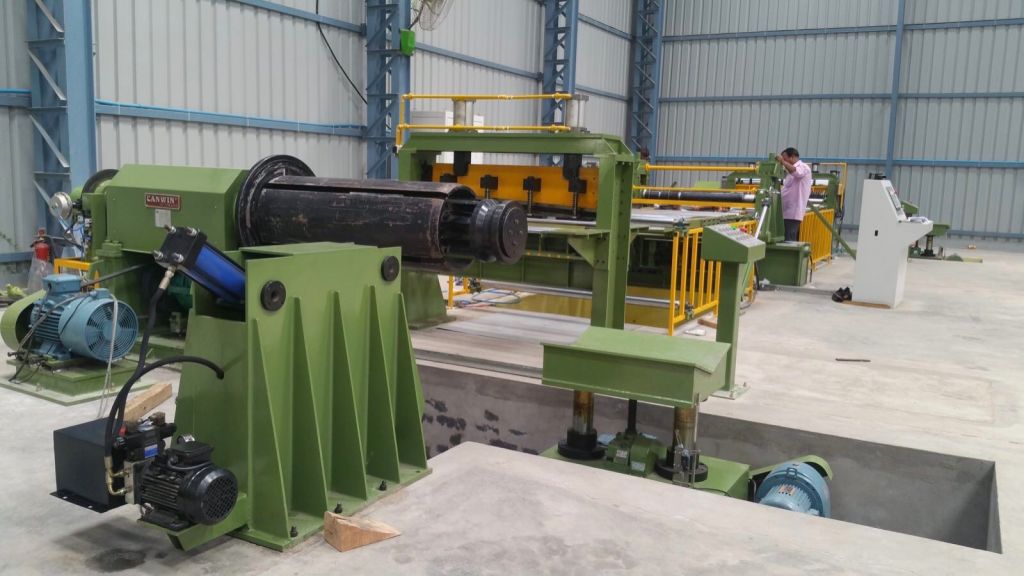 Slitting line machine