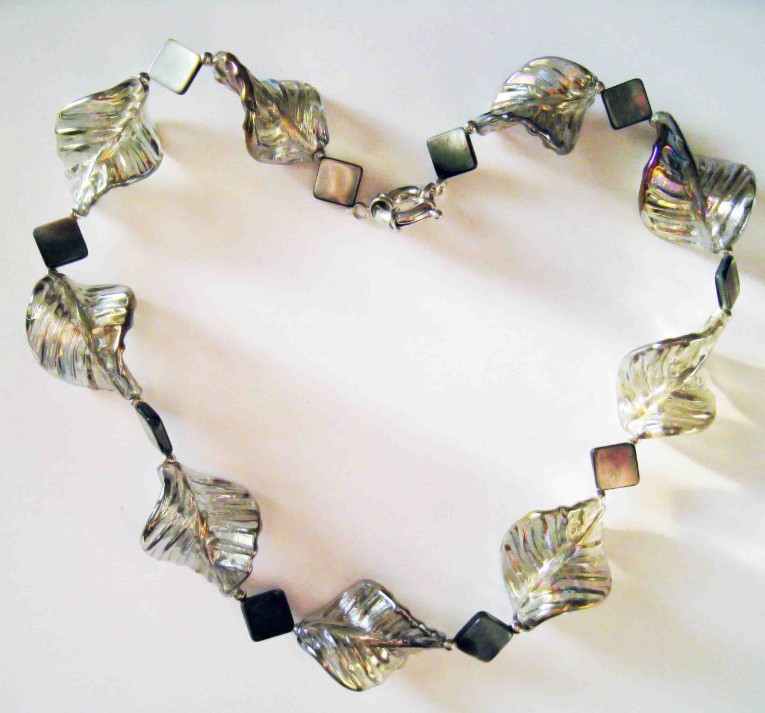 Black Lip Shell &amp; Gray Glaze Necklace