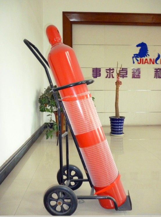 CO2 wheeled fire extinguishers