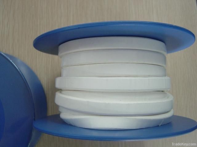 Expanded teflon sealing tape