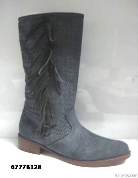 Women boots punch