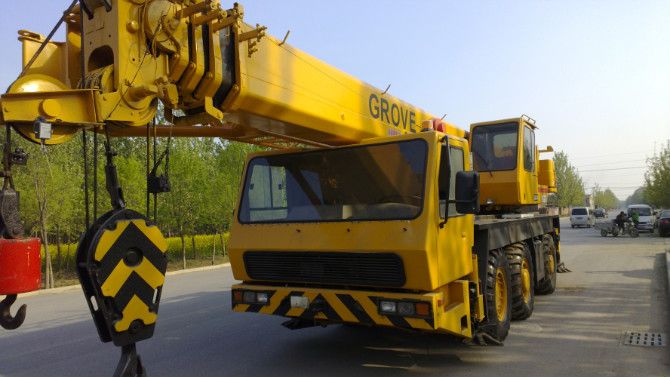 Used Grove 50ton  crane GMK3050