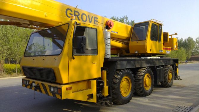 Used Grove 50ton  crane GMK3050