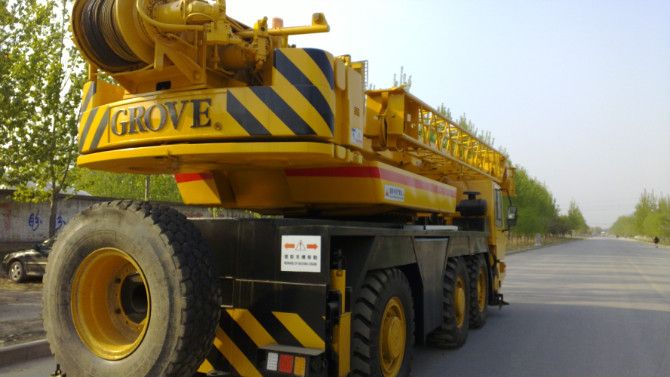 Used Grove 50ton  crane GMK3050