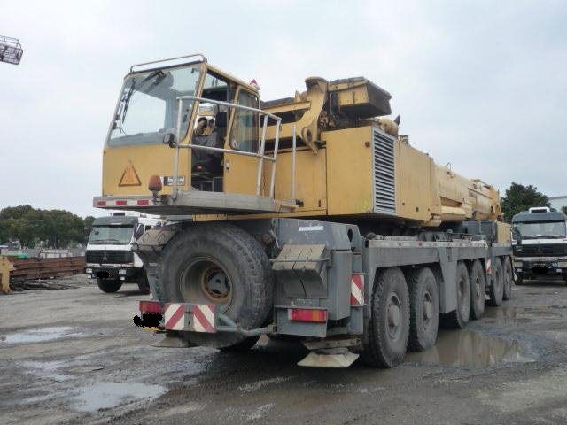 Used 300ton truck crane Liebherr LTM1300