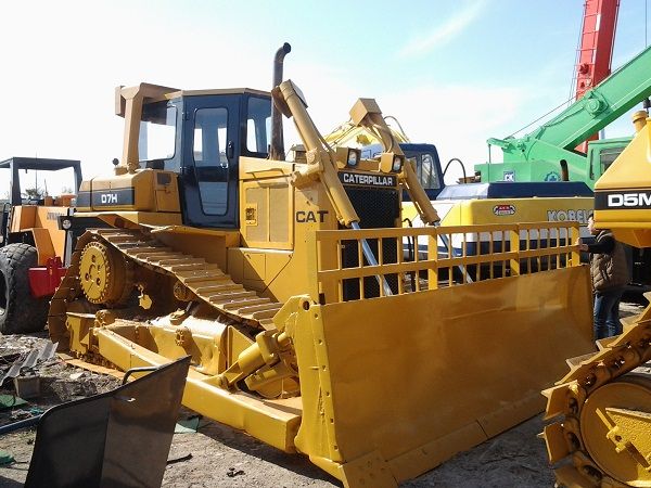 Used Bulldozer CAT D7H USA