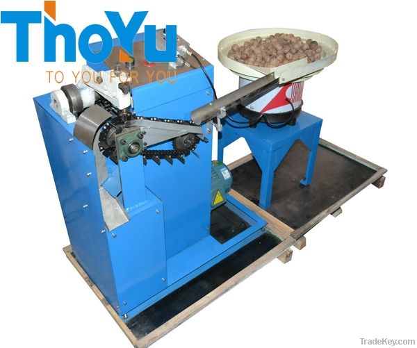 Walnut sheller/ dry walnut shelling machine