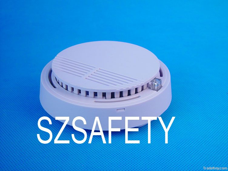 Smoke Detector with 9V Battery