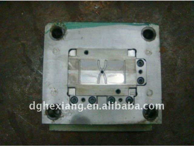 GOLF part plastic injection mould