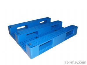 Single faced four ways entry plastic pallet